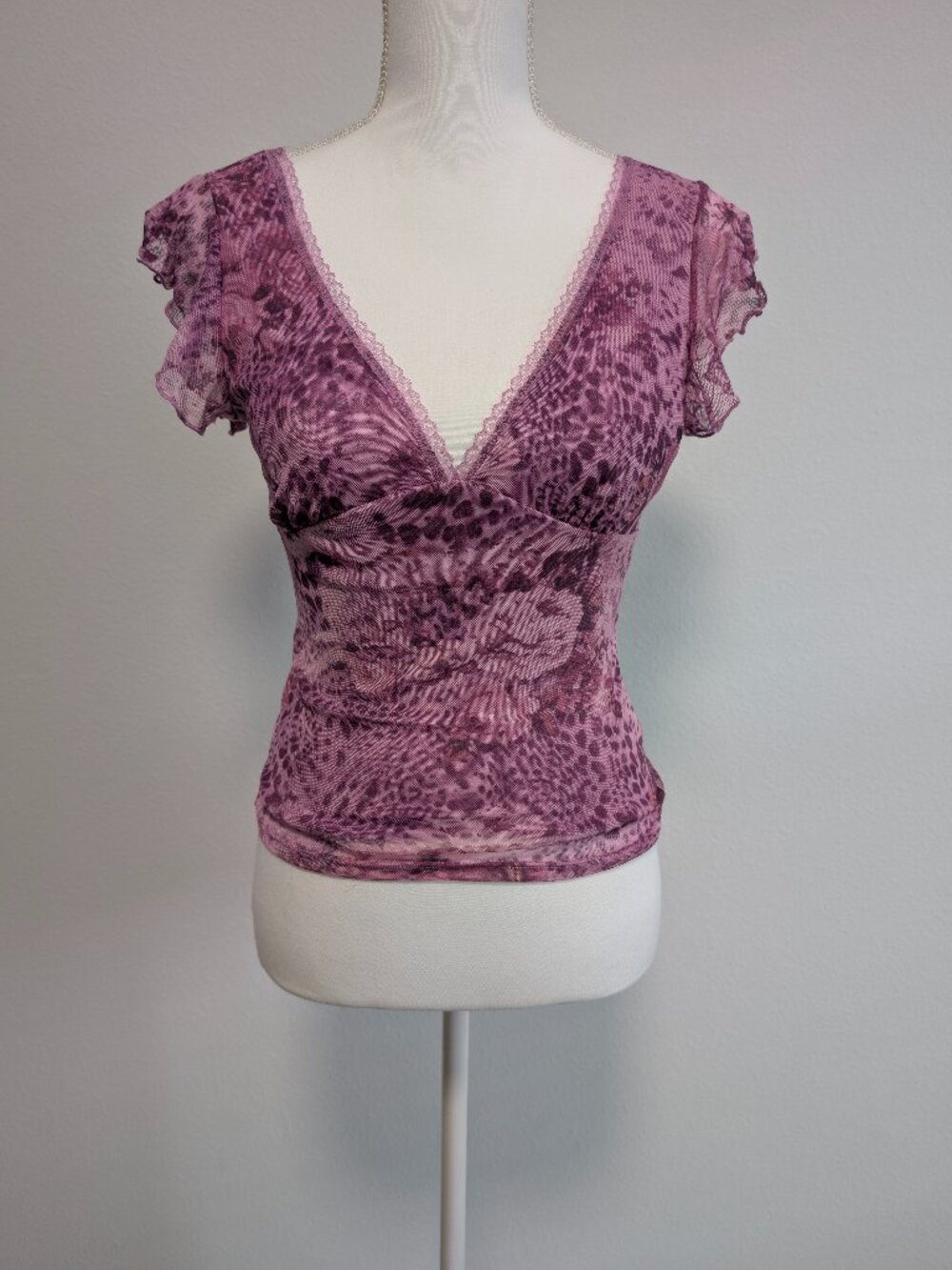 NWT Good Days Women's Pink Purple Paisley Mesh V-Neck Ruffle Blouse Top S